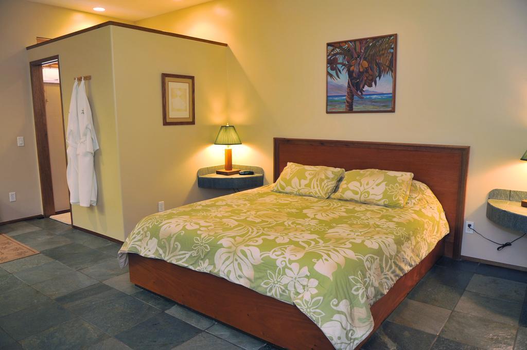 Aloha Aku Inn & Suites Кихеи Стая снимка